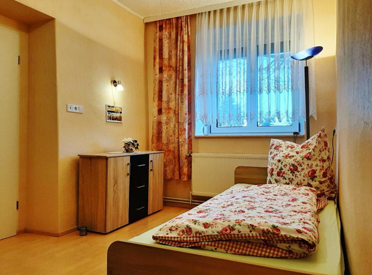 Ferienwohnung Helbig Tatzschwitz Bagian luar foto